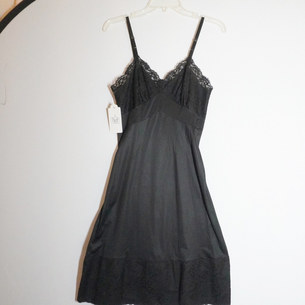 Vintage Black Lace Trim Full Slip Dress Adjustable Straps V-Neck Midi Lingerie
